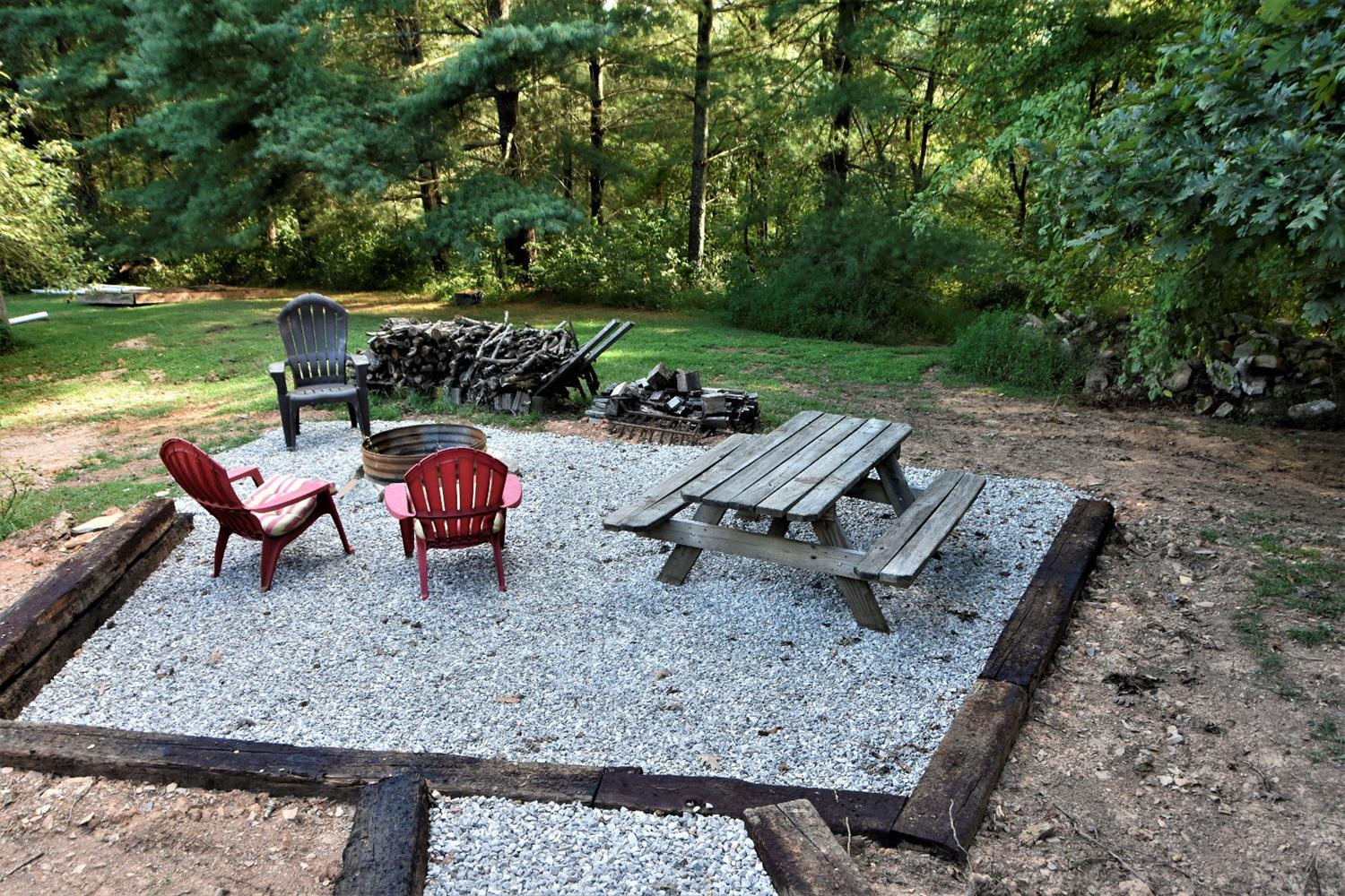 821 Sand Hill Road Irvine, KY 40336 - Photo 65 of 78 A great space to spend time with those y