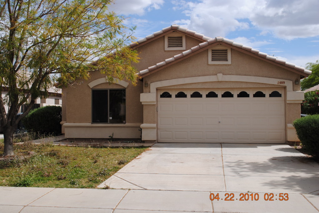 1489 West Page Avenue Gilbert, AZ 85233 - Photo 1 of 7 Front of home