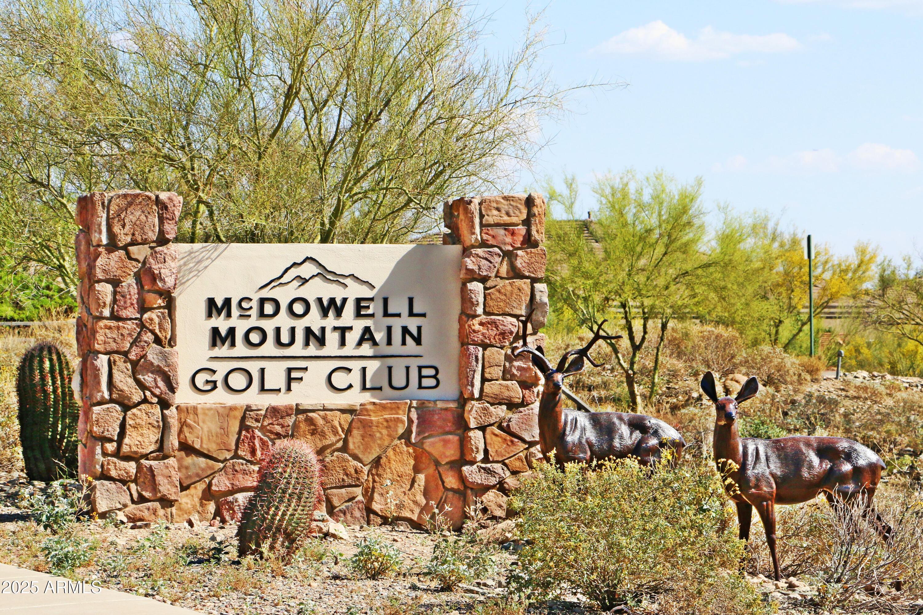 10226 Pine Valley Road Scottsdale, AZ 85255 - Photo 25 of 33 Mcdowell Mountain Golf Sign