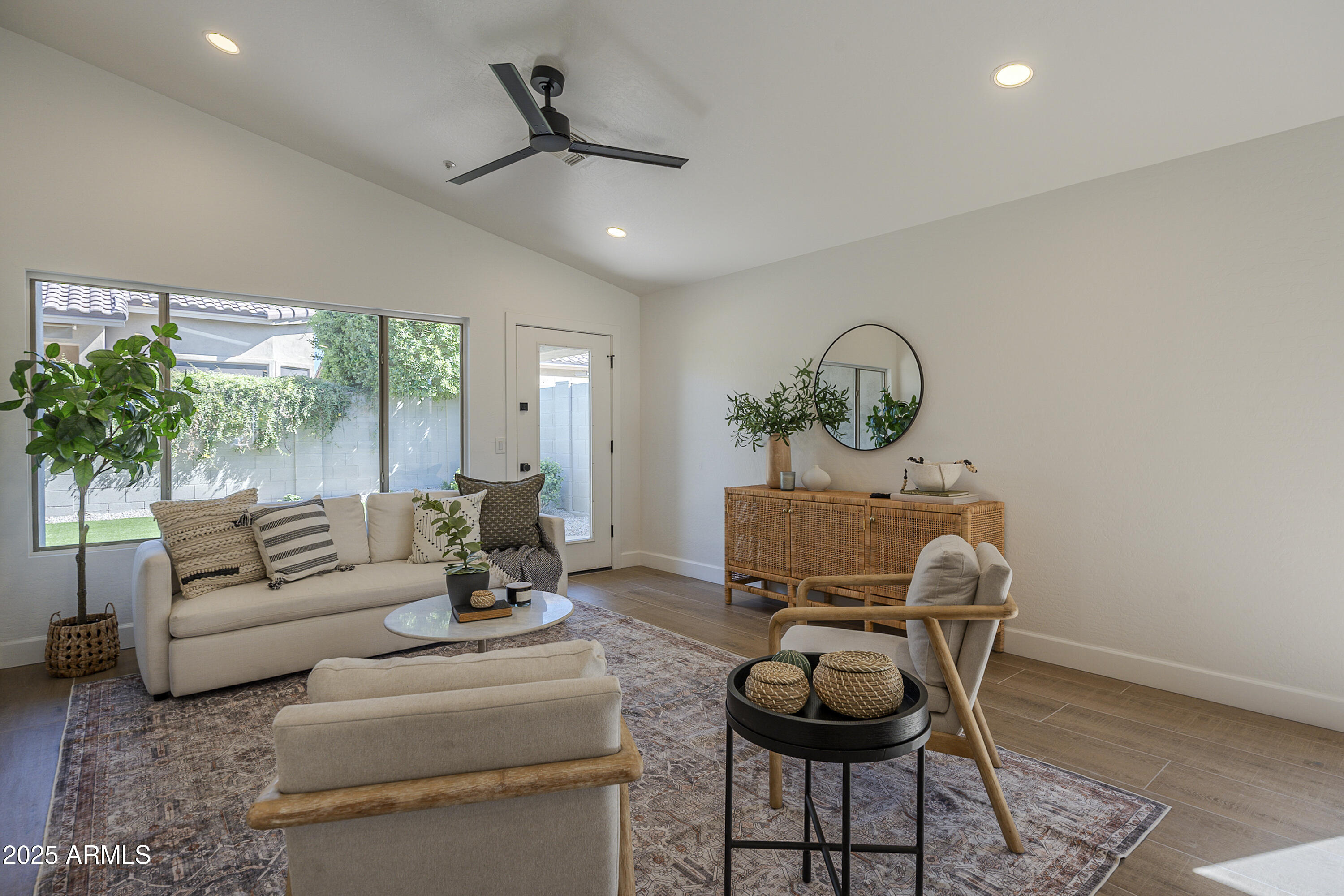 10226 Pine Valley Road Scottsdale, AZ 85255 - Photo 9 of 33 Pine Valley-17