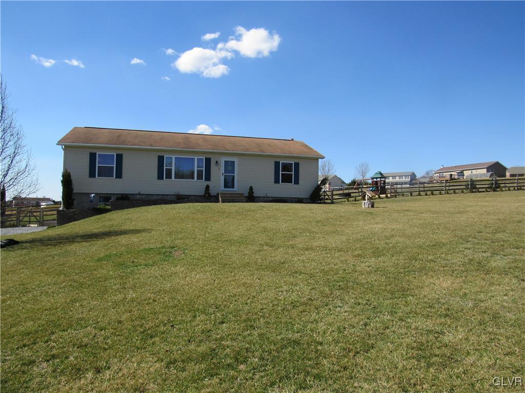 20 Hillview Road Kunkletown, PA 18058 - Photo 2 of 38 Gallery Image 2