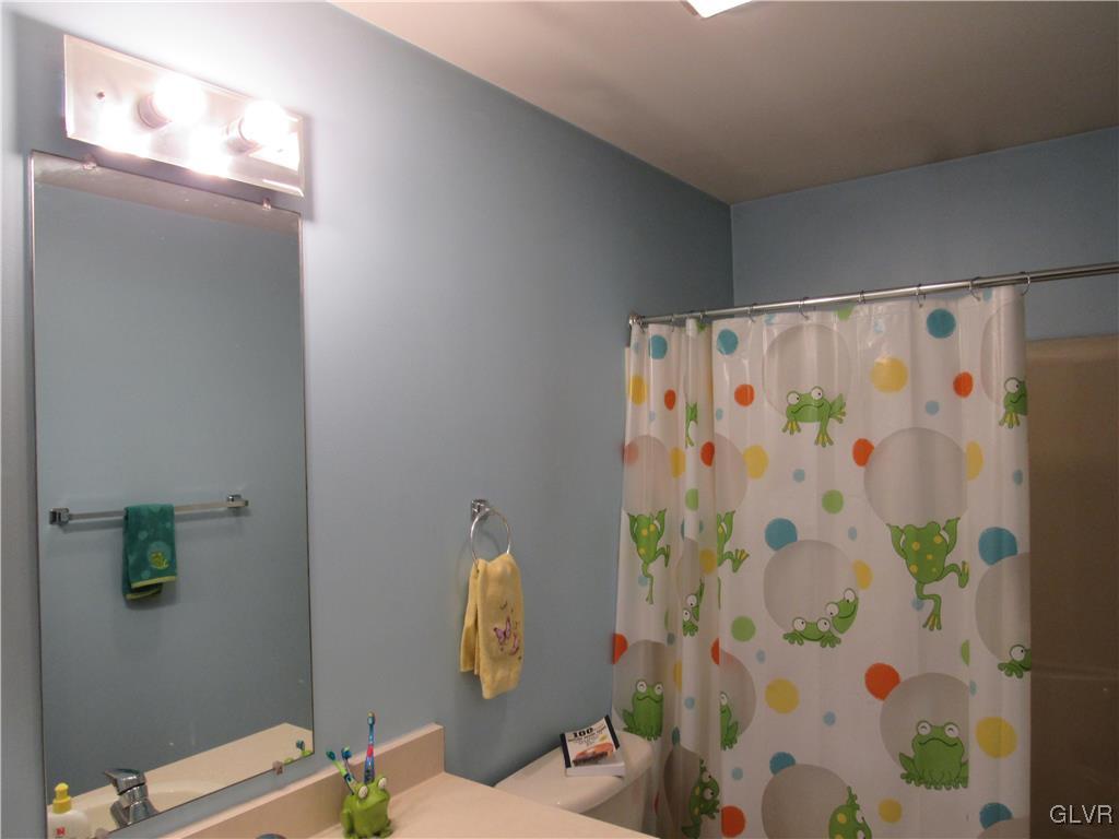 20 Hillview Road Kunkletown, PA 18058 - Photo 23 of 38 Gallery Image 23