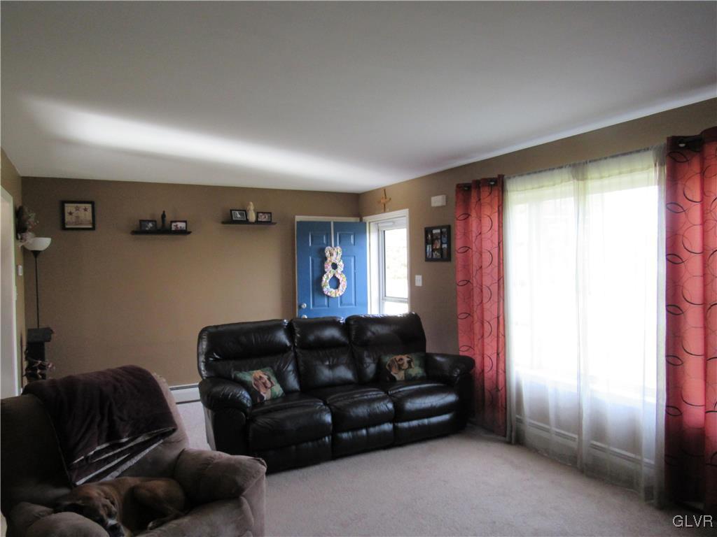 20 Hillview Road Kunkletown, PA 18058 - Photo 8 of 38 Gallery Image 8
