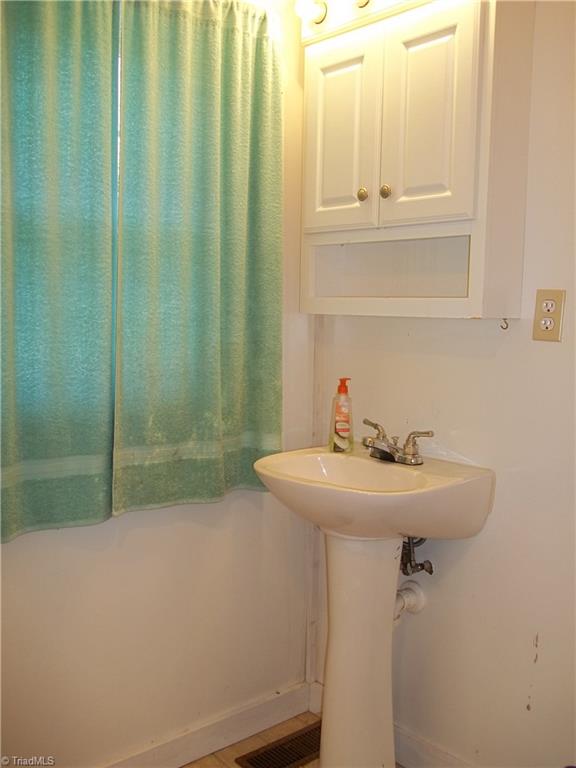 5897 Ridge Road Seagrove, NC 27341 - Photo 14 of 23 Gallery Image 14