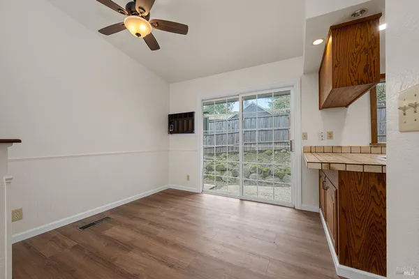 $1,299,000 | 375 Florence Avenue, Sebastopol, CA 95472