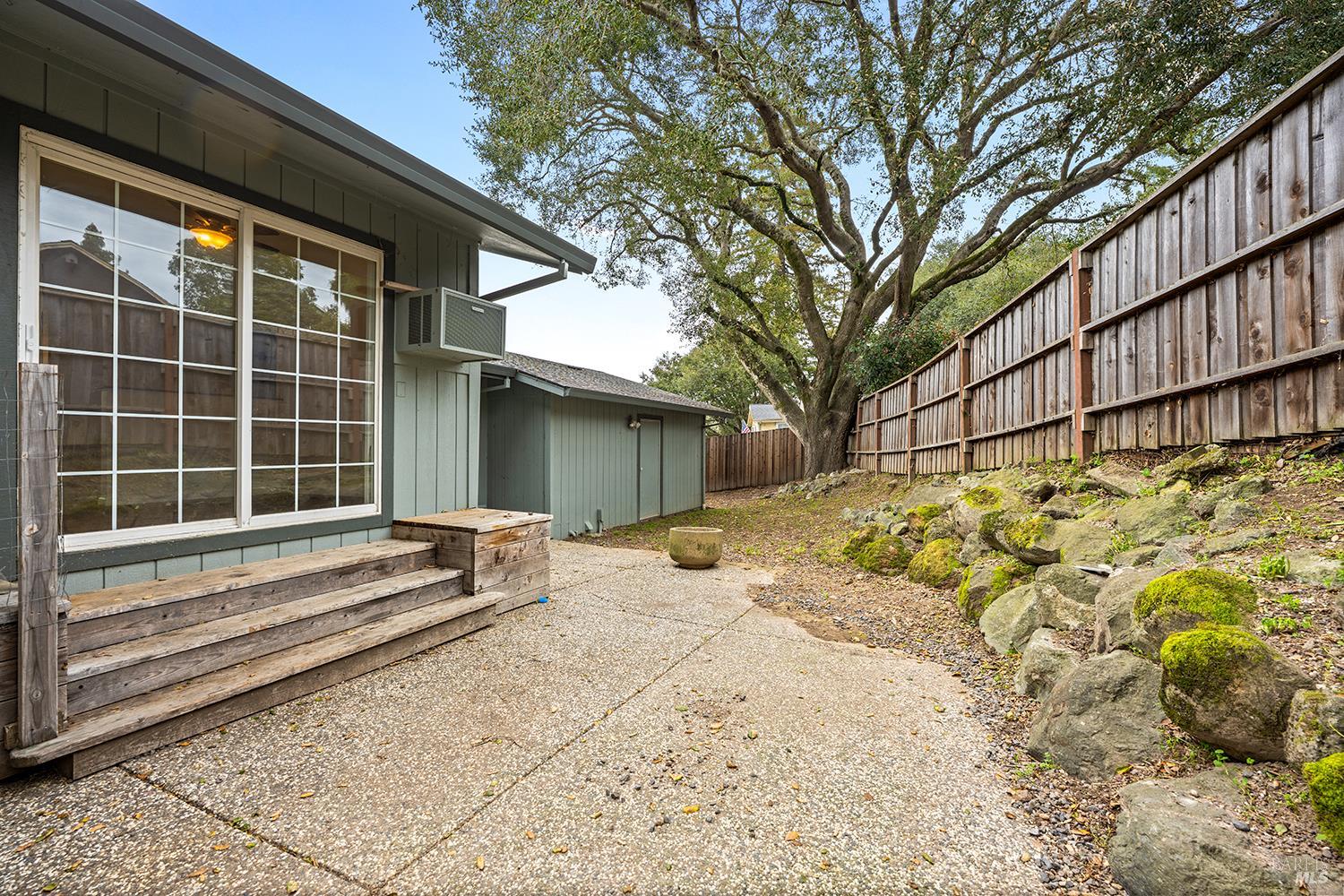 375 Florence Avenue Sebastopol, CA 95472 - Photo 26 of 41