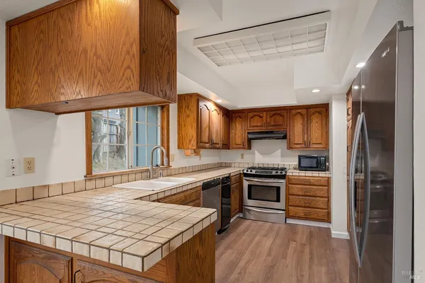 $1,299,000 | 375 Florence Avenue, Sebastopol, CA 95472