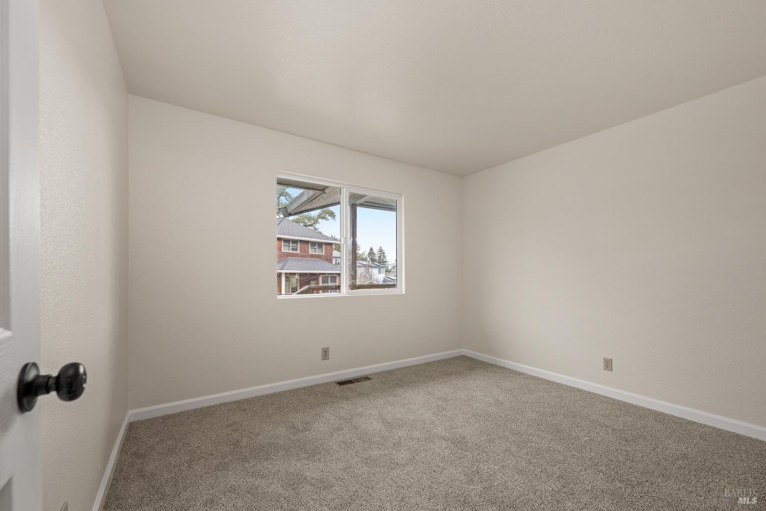375 Florence Avenue Sebastopol, CA 95472 - Photo 36 of 41