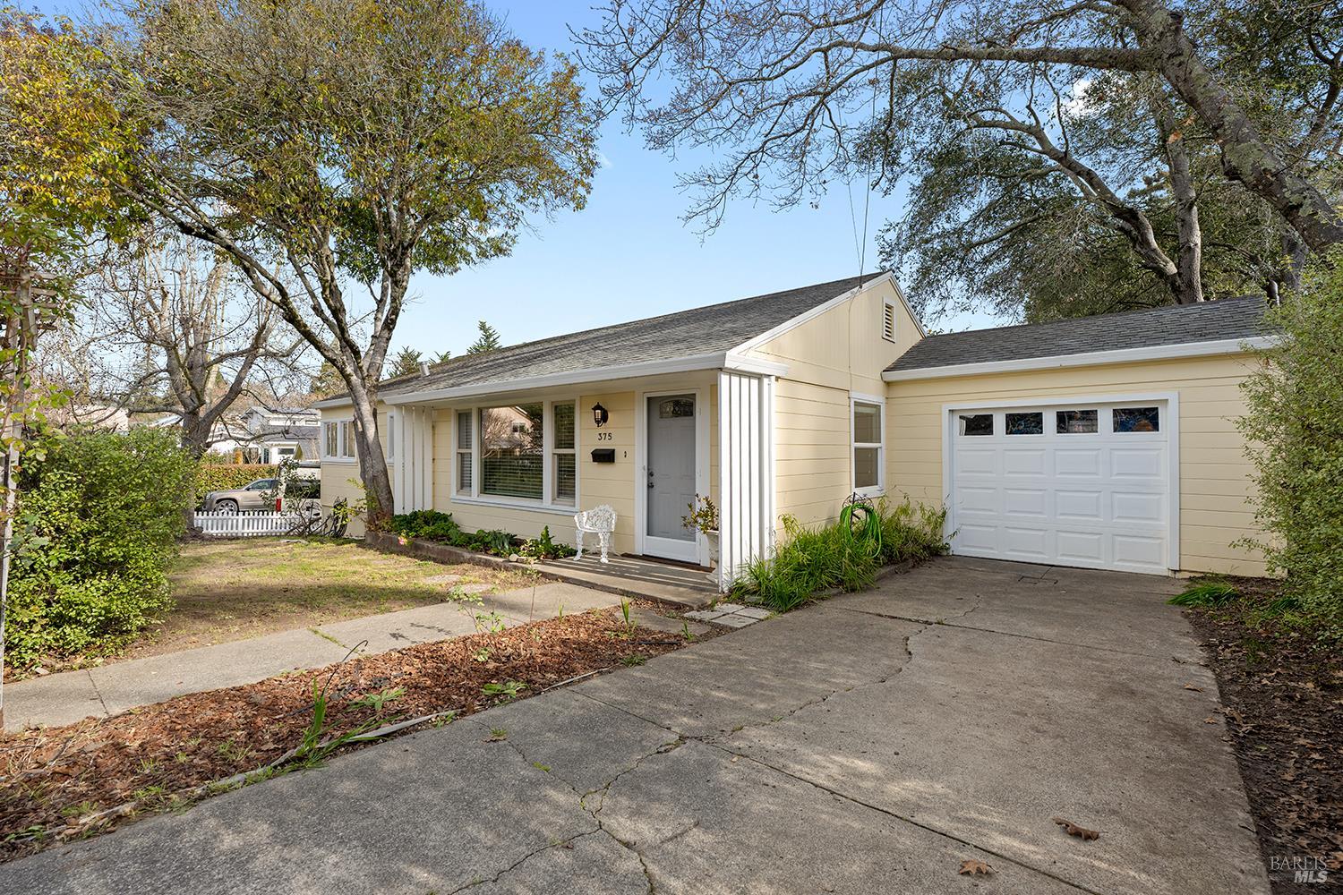 375 Florence Avenue Sebastopol, CA 95472 - Photo 4 of 41