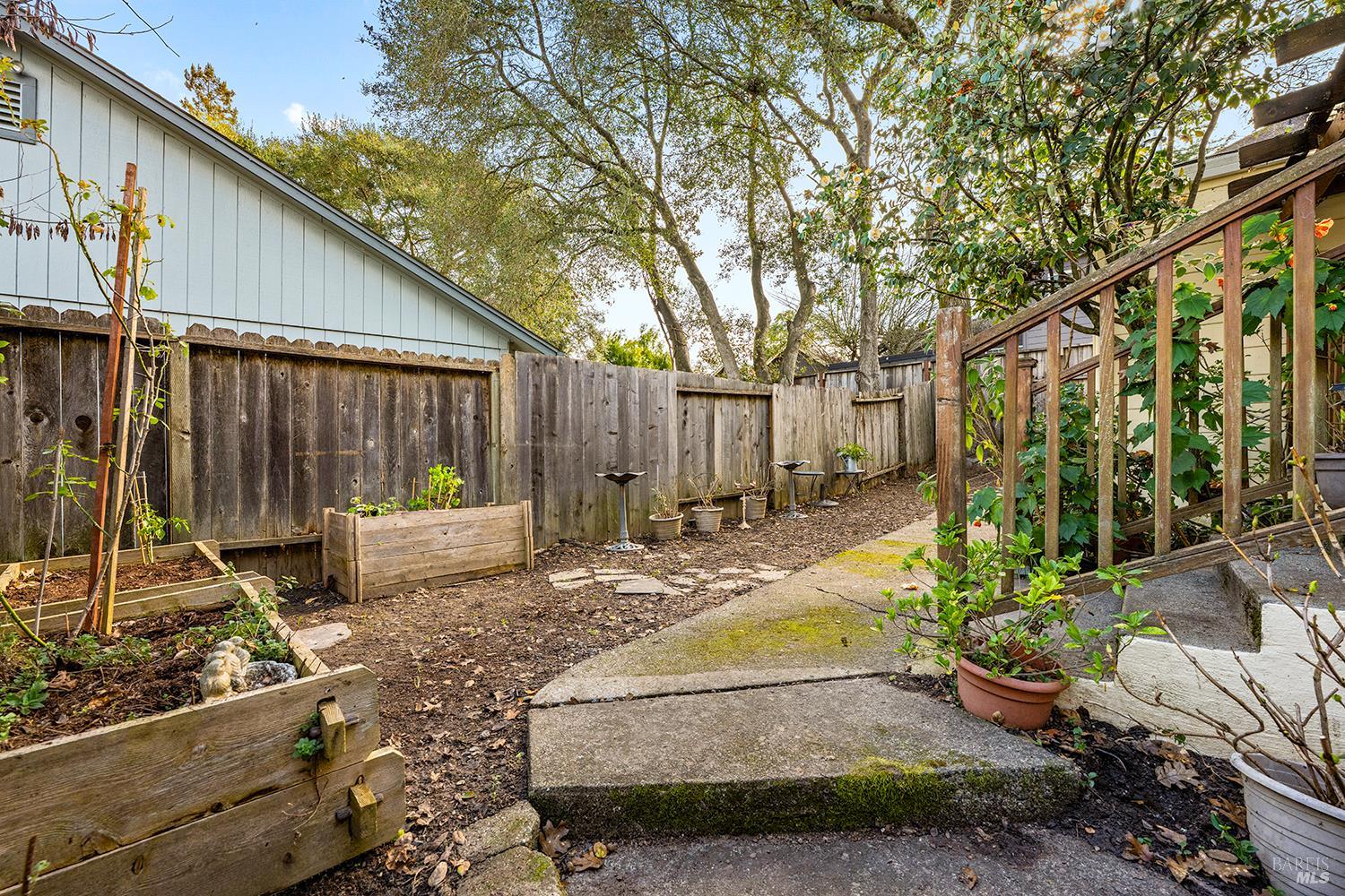 375 Florence Avenue Sebastopol, CA 95472 - Photo 10 of 41