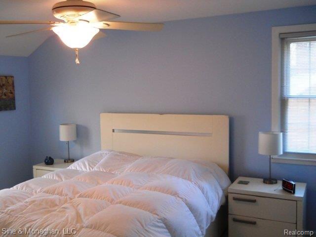 351 Kerby Road Grosse Pointe, MI 48236 - Photo 15 of 26 DSCN0054.JPG