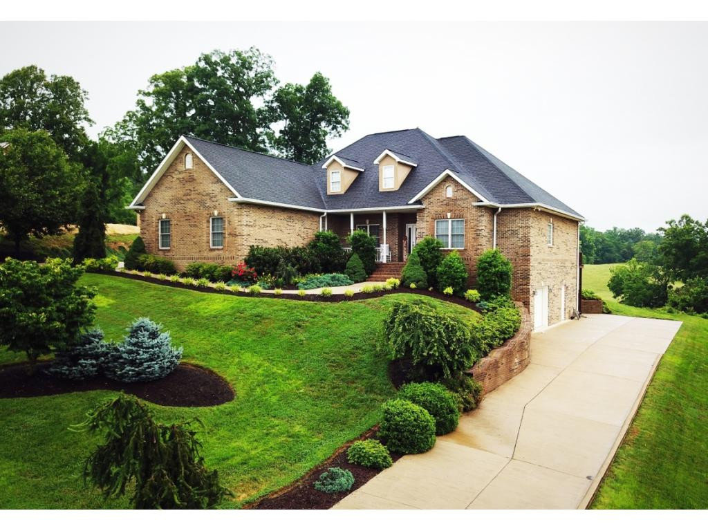 120 Stonebrook Loop Elizabethton, TN 37643 - Photo 1 of 34 Photo 1