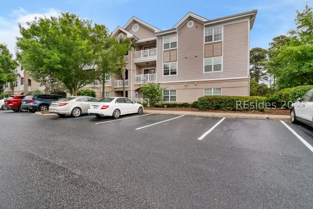 $295,000 | 4924 Bluffton Parkway, Unit 19206, Bluffton, SC 29910