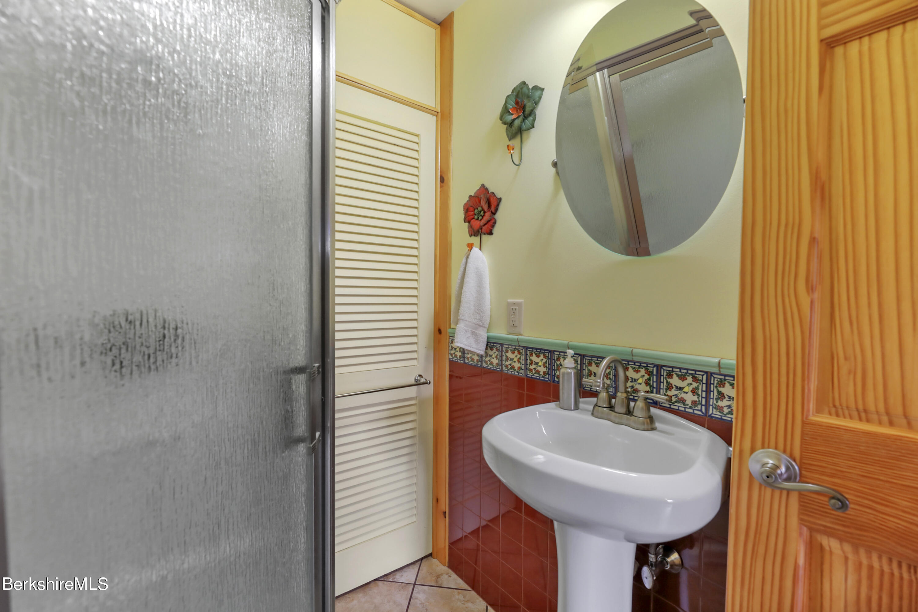 2 Notch Road Adams, MA 01220 - Photo 22 of 32 125 Bathroom Two