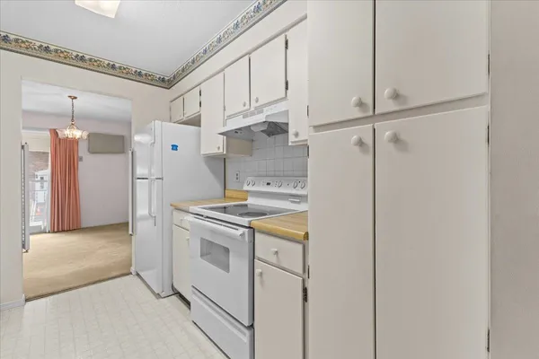 $254,900 | 100 Kennedy Drive, Unit 62, South Burlington, VT 05403