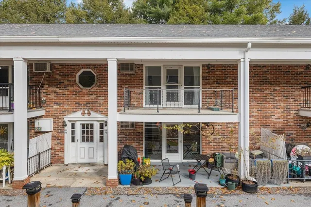 $254,900 | 100 Kennedy Drive, Unit 62, South Burlington, VT 05403