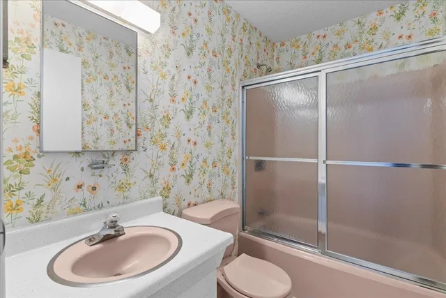 $254,900 | 100 Kennedy Drive, Unit 62, South Burlington, VT 05403