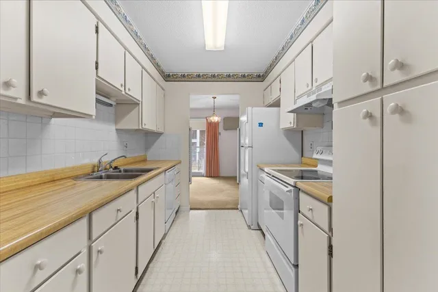 $254,900 | 100 Kennedy Drive, Unit 62, South Burlington, VT 05403