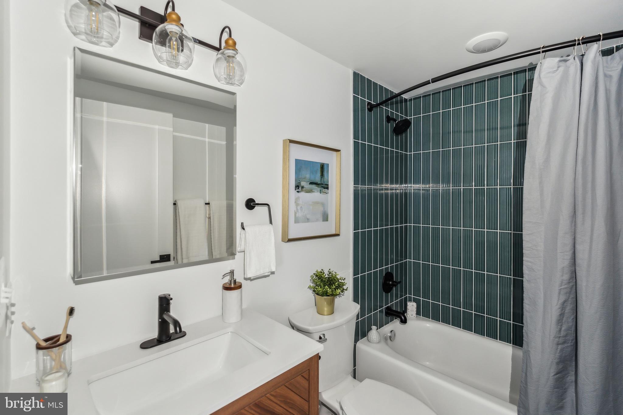 6515 Ridge Avenue, Unit 201 Philadelphia, PA 19128 - Photo 10 of 21