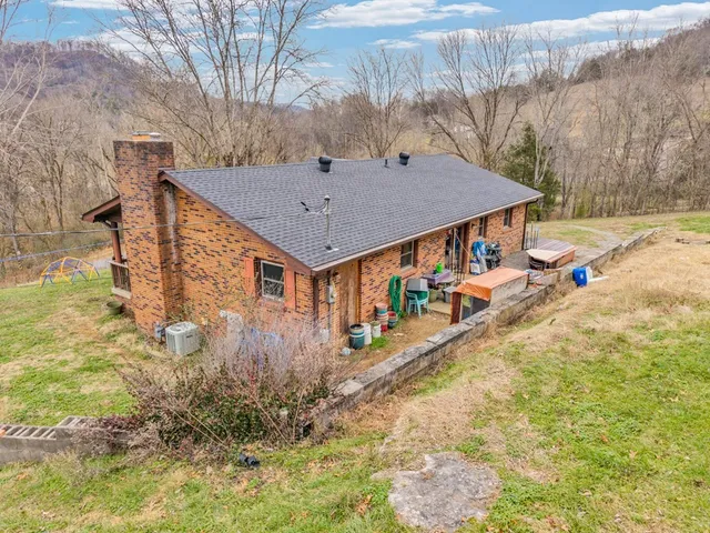 $255,000 | 90 Harris Hollow Road, Carthage, TN 37030