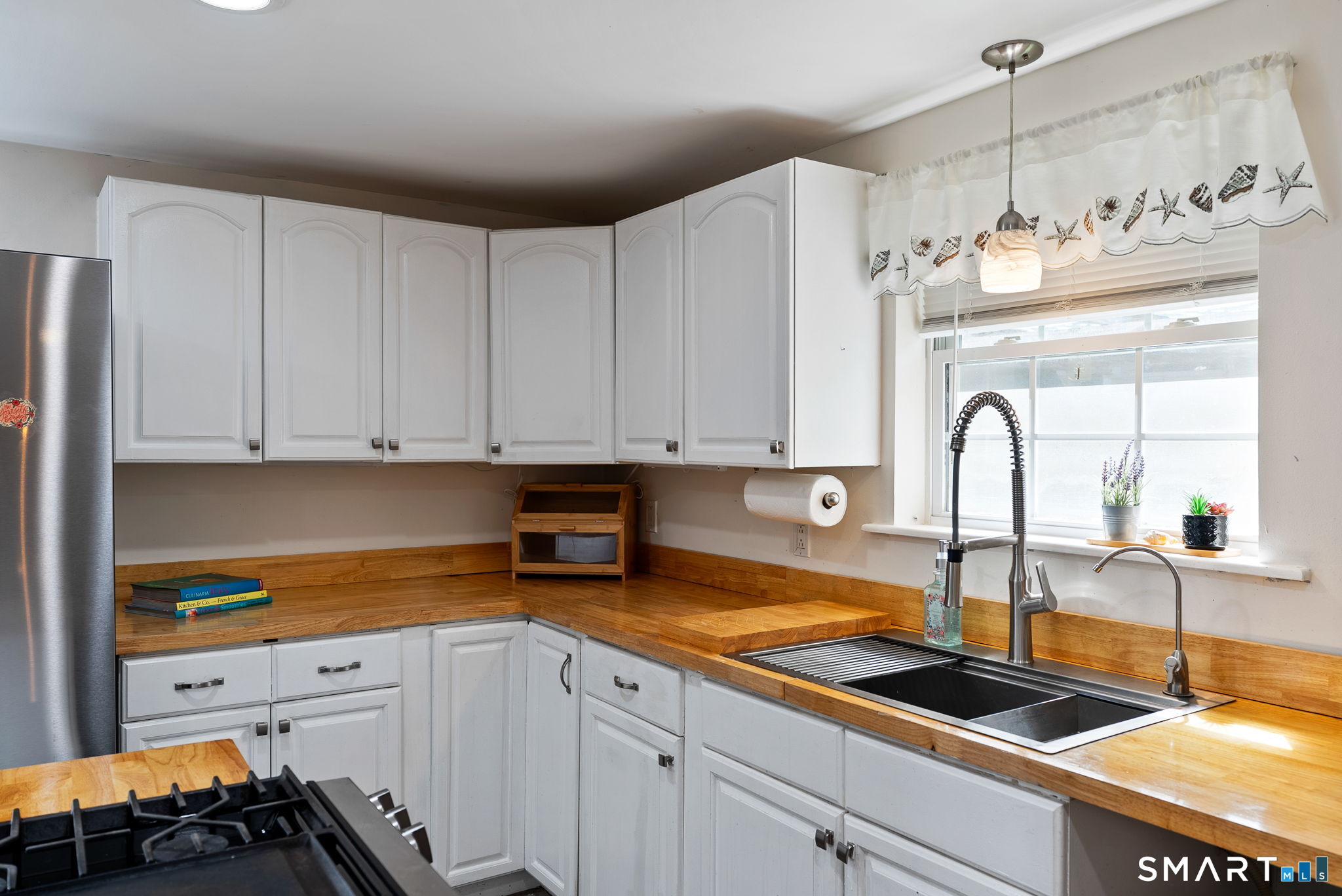 24 Pond Road New Hartford, CT 06057 - Photo 12 of 36 Gallery Image 12