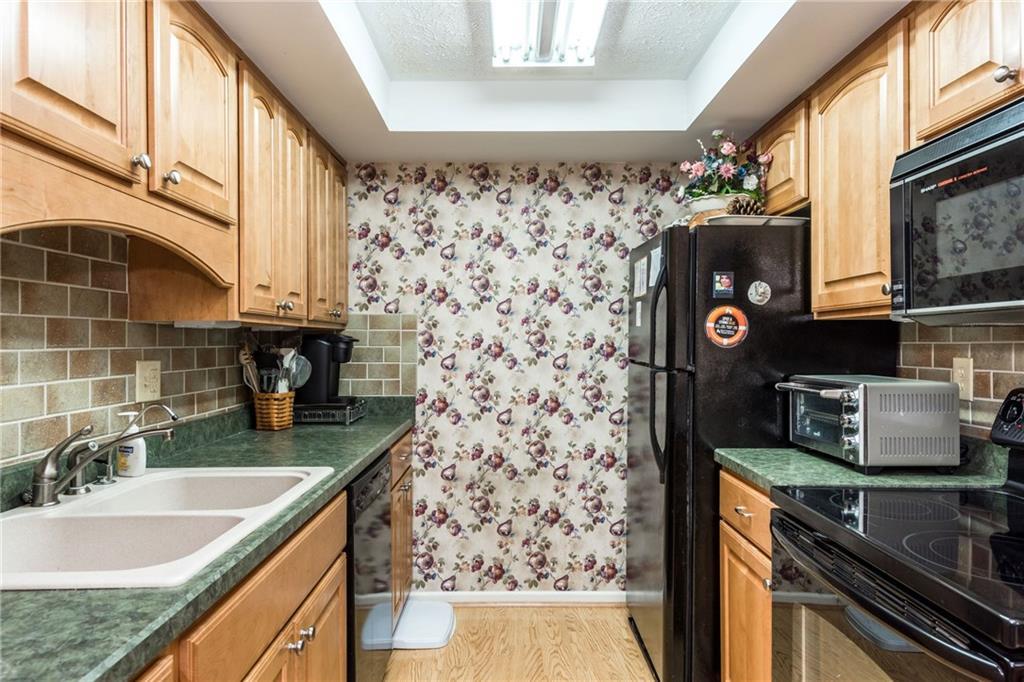 5865 Overbrooke Road Centerville, OH 45440 - Photo 11 of 32