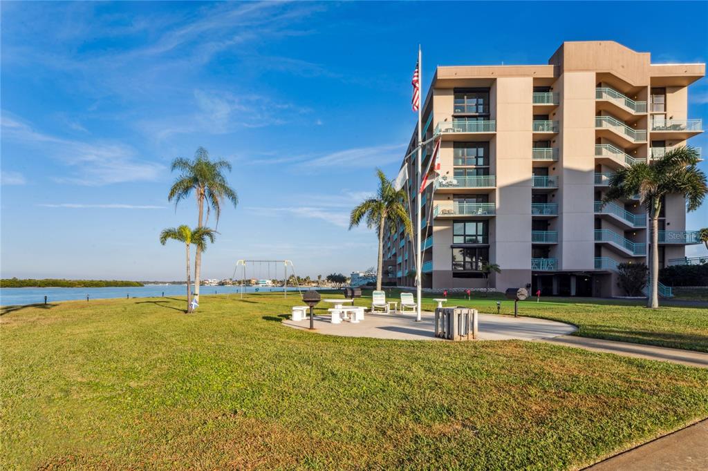 1 Key Capri, Unit 312E Treasure Island, FL 33706 - Photo 59 of 86