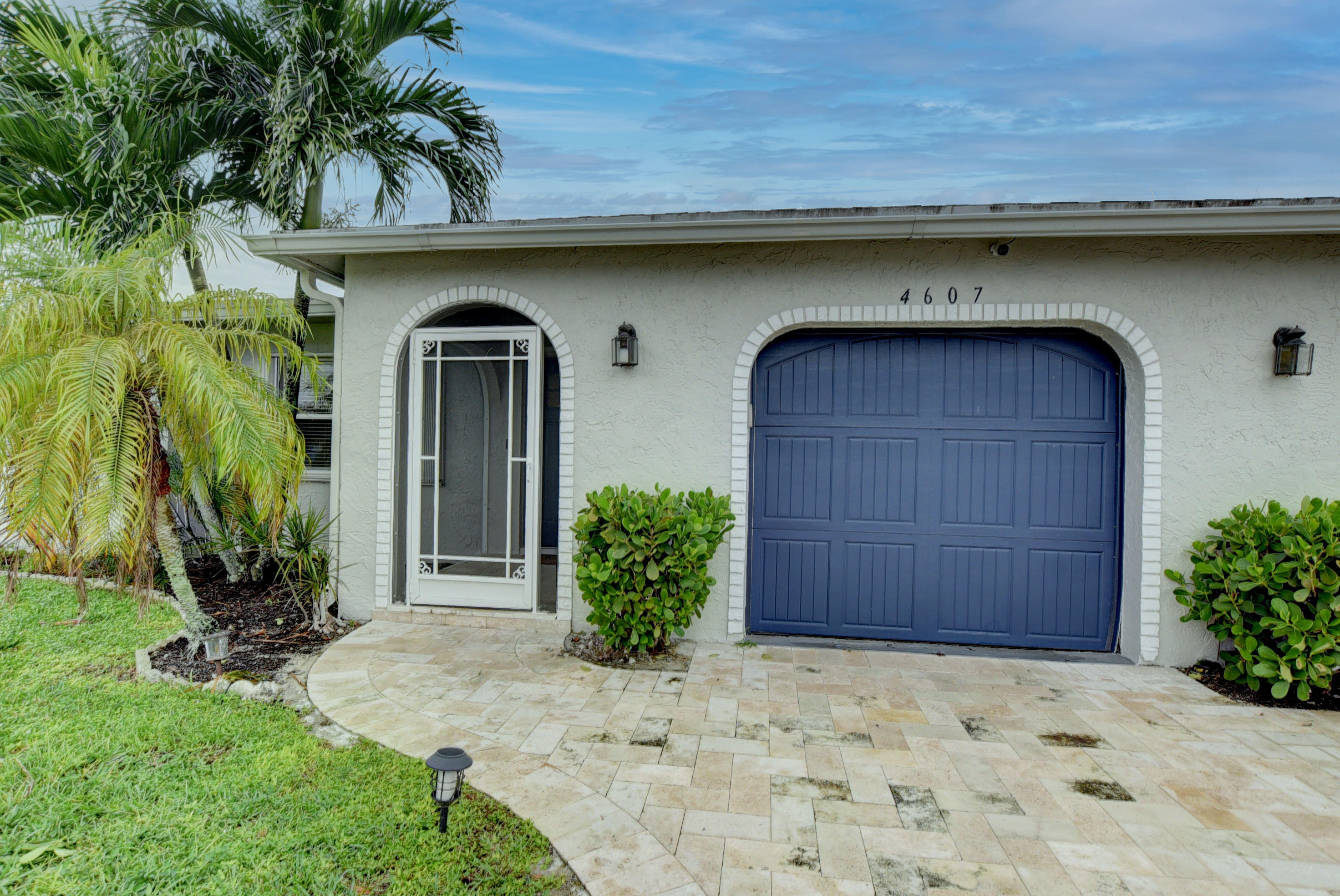 4607 Baldric Street Boca Raton, FL 33428 - Photo 31 of 35 Exterior Front 3