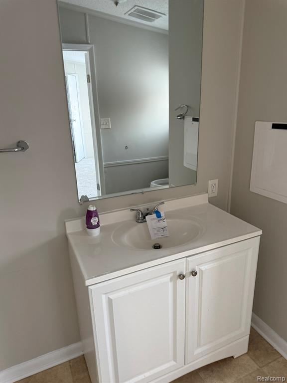 5249 Lapeer Road Burton, MI 48509 - Photo 15 of 25 Gallery Image 15