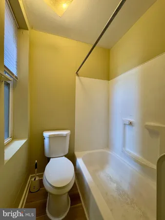 $950 | 1503 Eutaw Place, Unit 1B, Baltimore, MD 21217