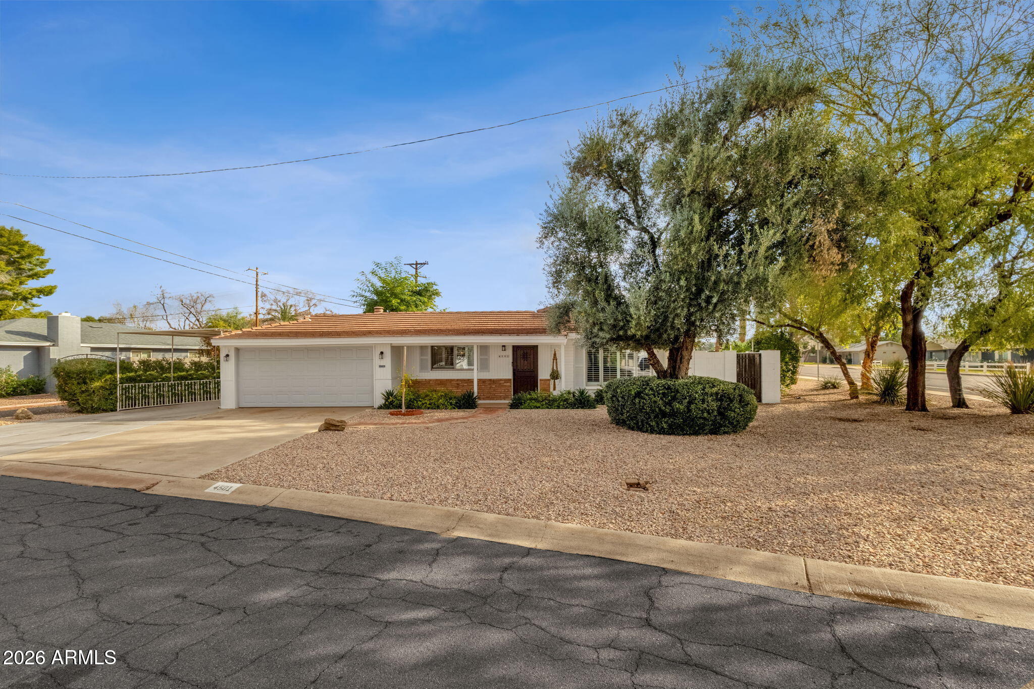 4501 North 30th Place Phoenix, AZ 85016 - Photo 4 of 55 Welcome Home!
