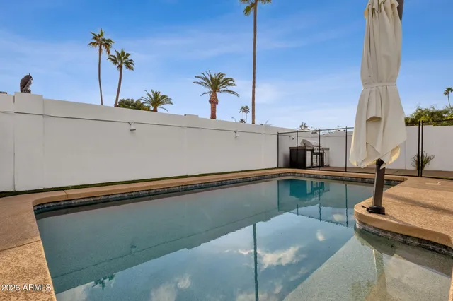 $975,000 | 4501 North 30th Place, Phoenix, AZ 85016