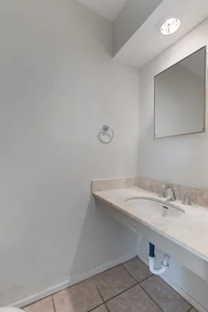 $1,450 | 5800 Belmoor Drive, Unit D, Austin, TX 78723