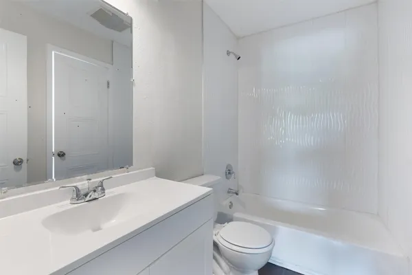 $1,450 | 5800 Belmoor Drive, Unit D, Austin, TX 78723