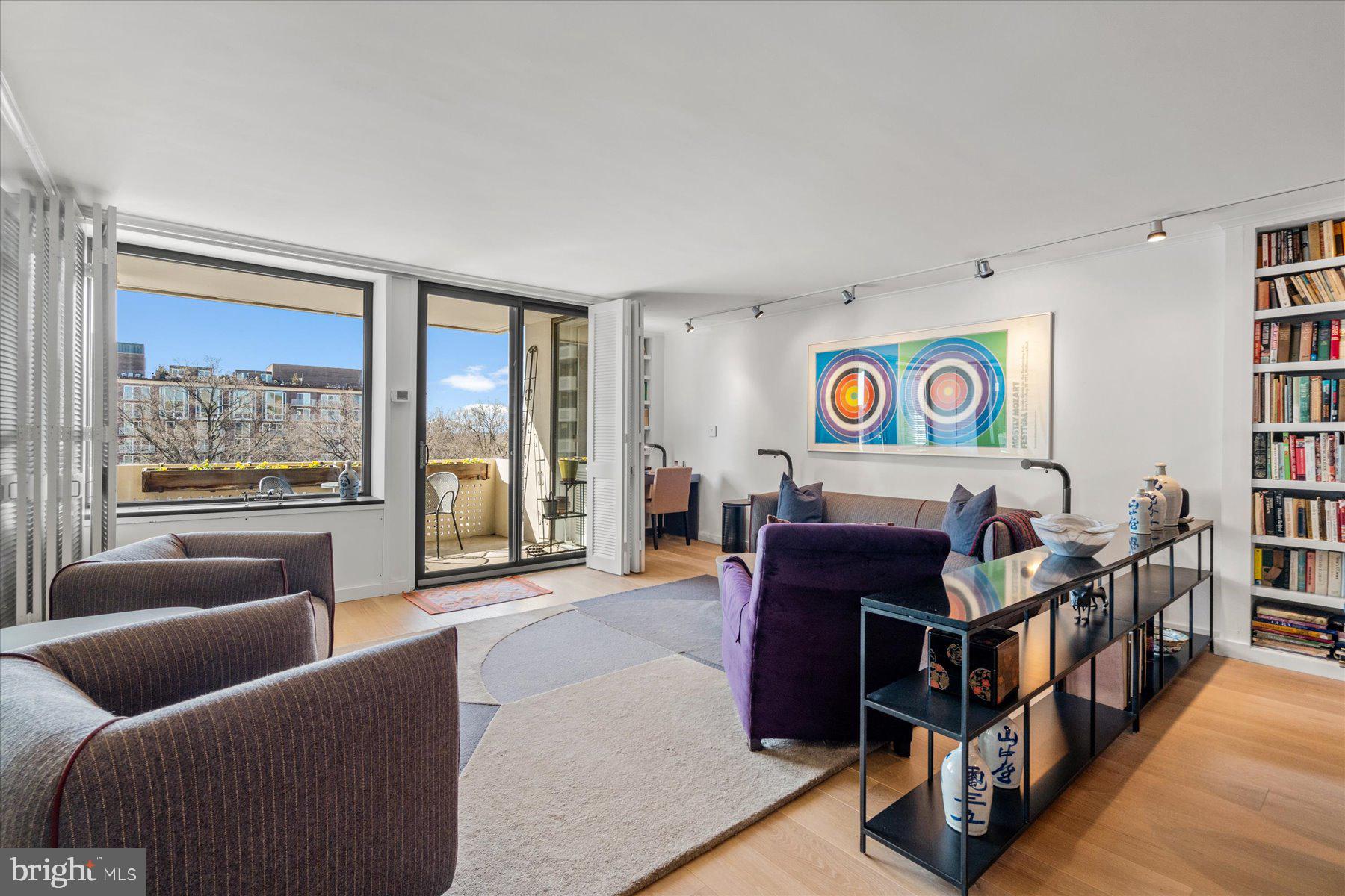 490 M Street Southwest, Unit W501 Washington, DC 20024 - Photo 3 of 24