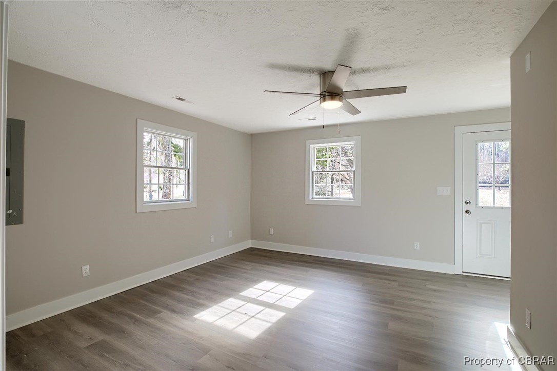 6579 Williams Landing Road Hayes, VA 23072 - Photo 9 of 23