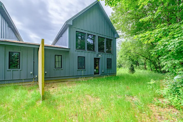 $529,900 | 3 Duck Foot Way, Unit 4A, Newry, ME 04261