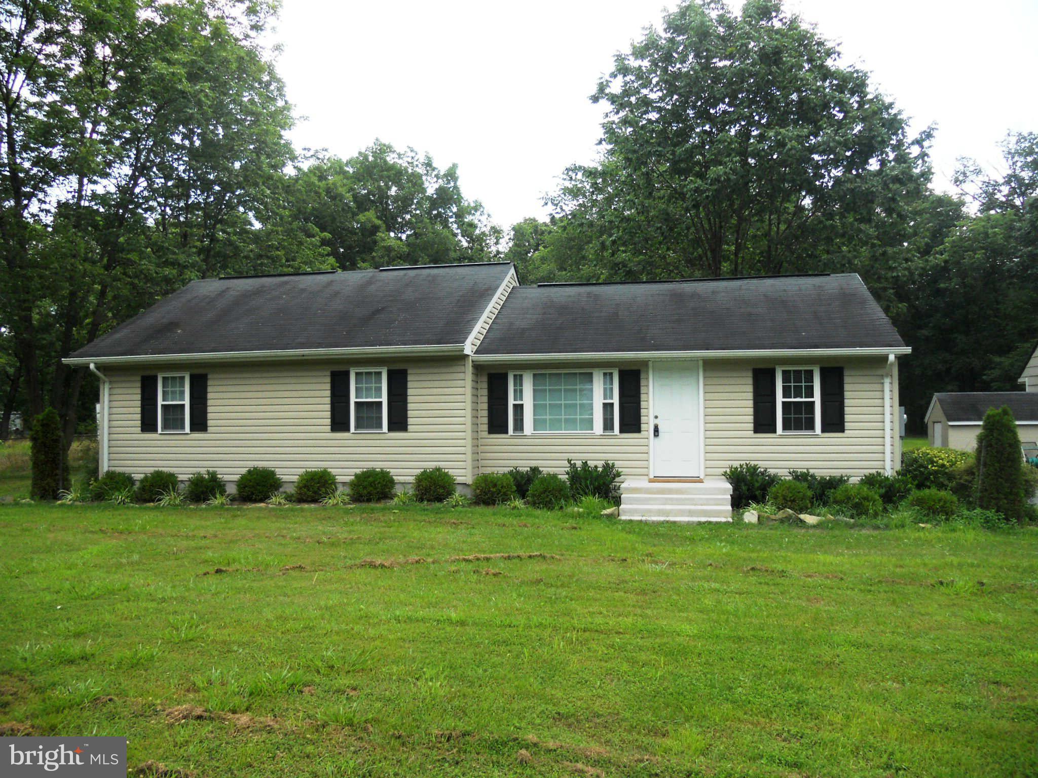 12445 Popes Head Road Clifton, VA 20124 - Photo 16 of 29 Exterior (Front)