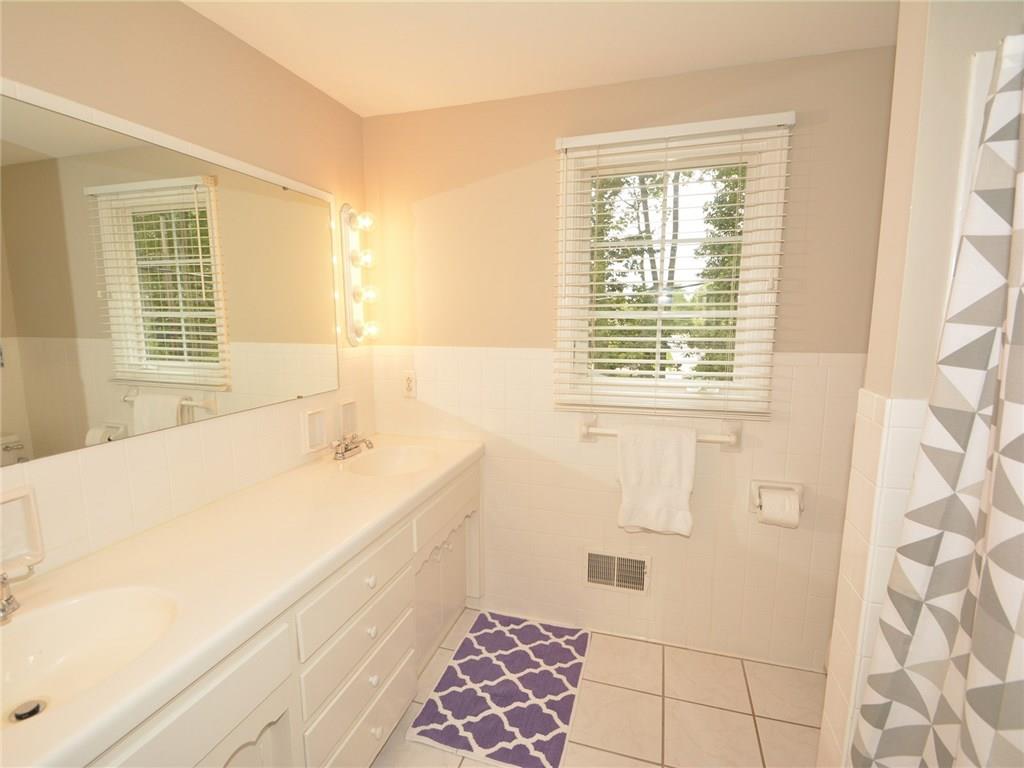 7738 Rucker Road Indianapolis, IN 46250 - Photo 16 of 24 Gallery Image 16