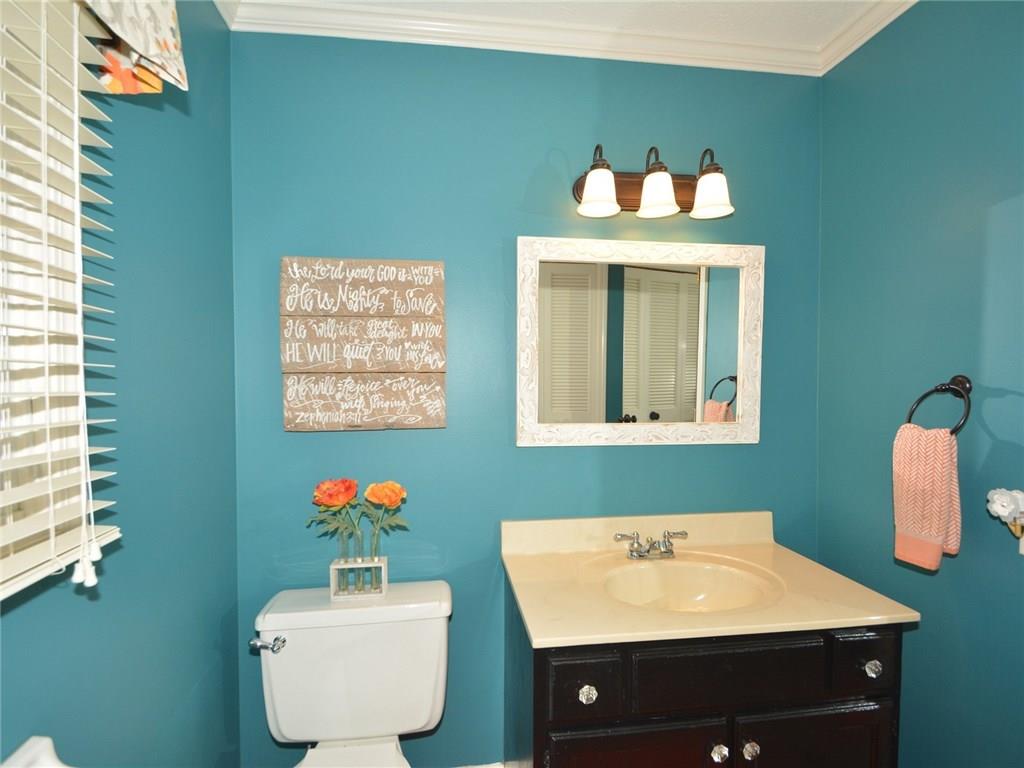 7738 Rucker Road Indianapolis, IN 46250 - Photo 10 of 24 Gallery Image 10