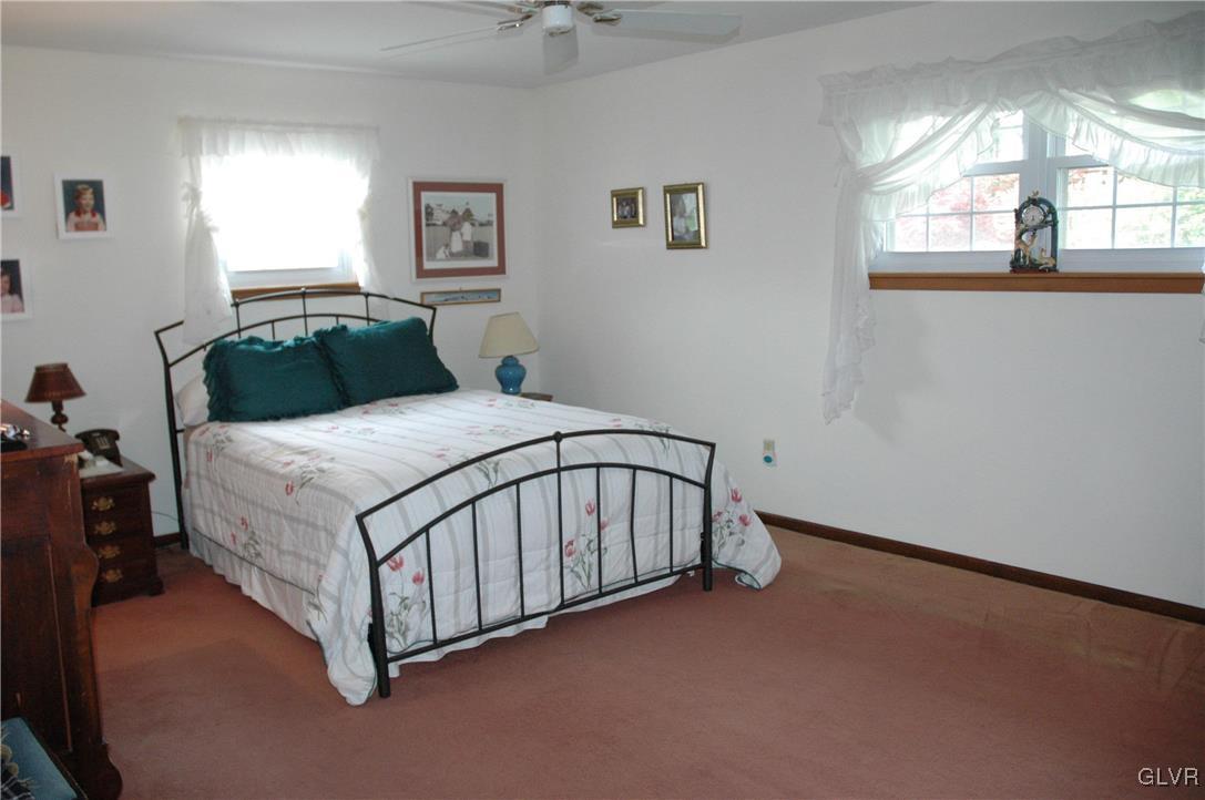 1746 High Ridge Road Bethlehem, PA 18015 - Photo 16 of 20 Gallery Image 16