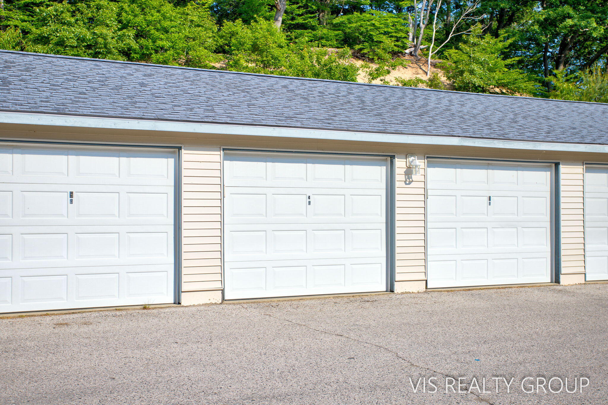 18372 North Ridge Court, Unit 4 Spring Lake, MI 49456 - Photo 22 of 40 21-web-or-mls-18372 N Ridge Ct, Spring L