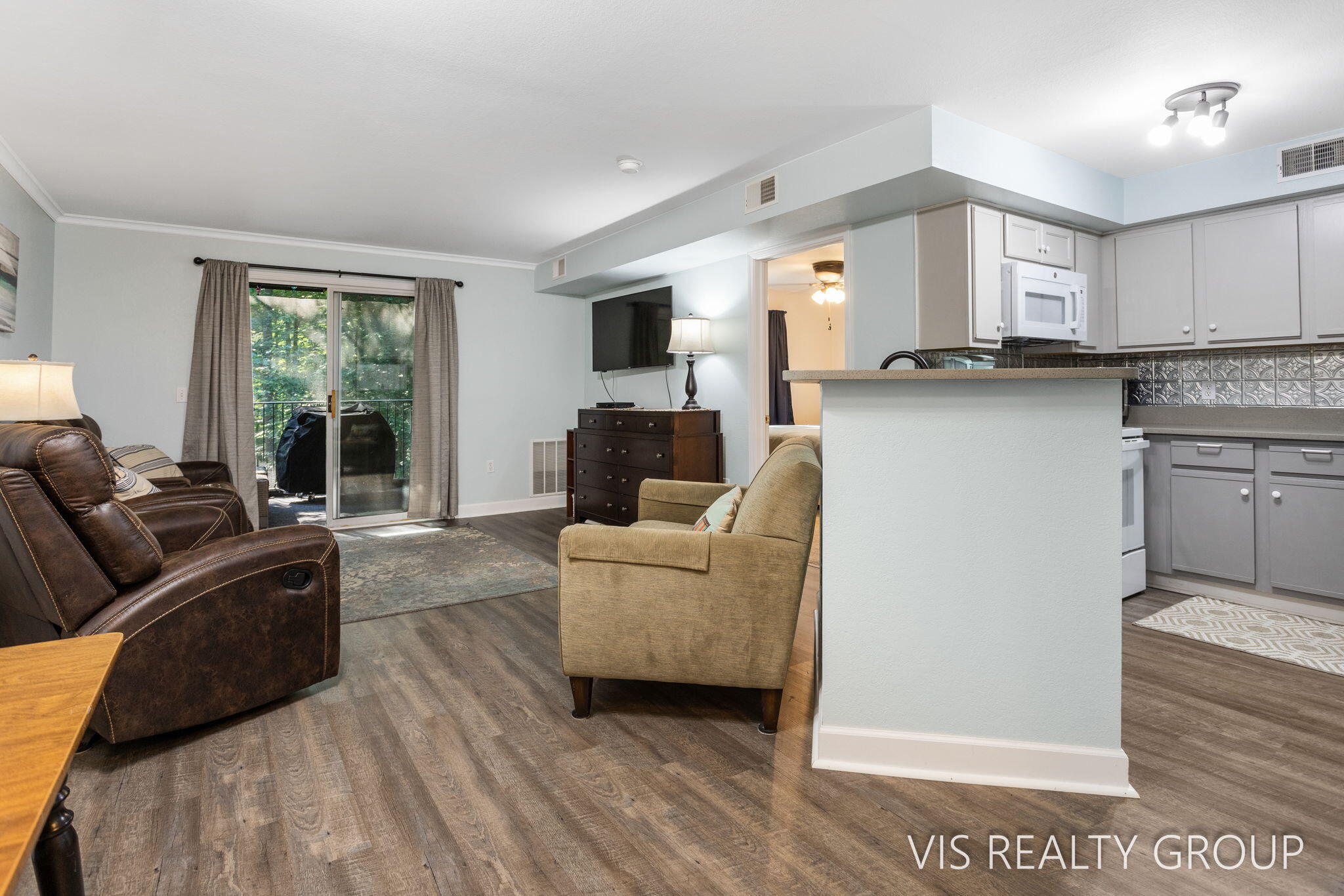 18372 North Ridge Court, Unit 4 Spring Lake, MI 49456 - Photo 7 of 40 6-web-or-mls-18372 N Ridge Ct, Spring La