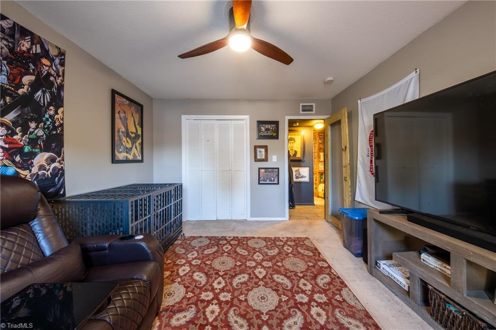 3820 Country Club Road, Unit E Winston-Salem, NC 27104 - Photo 18 of 23