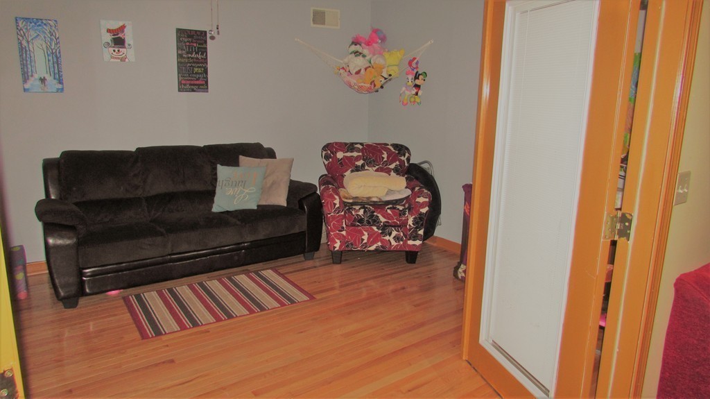 204 Snell Street Fall River, MA 02721 - Photo 5 of 13