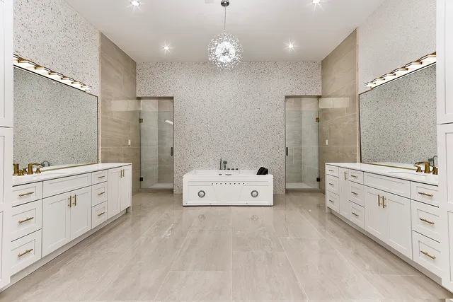 a view of a livingroom with furniture and closet