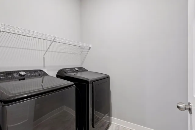 $529,900 | 1353 Chestnut Circle, Carver, MN 55315