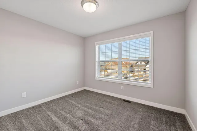 $529,900 | 1353 Chestnut Circle, Carver, MN 55315