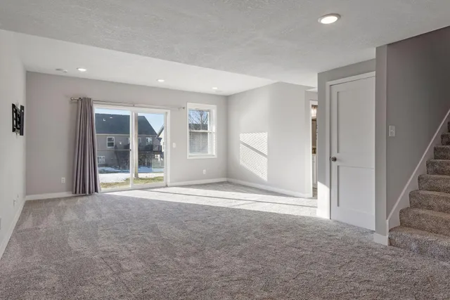 $529,900 | 1353 Chestnut Circle, Carver, MN 55315