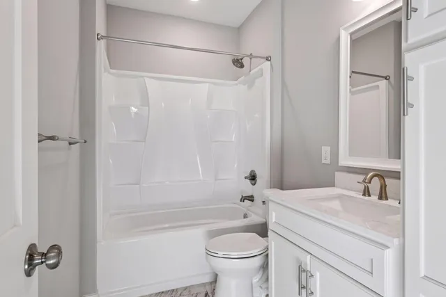 $529,900 | 1353 Chestnut Circle, Carver, MN 55315